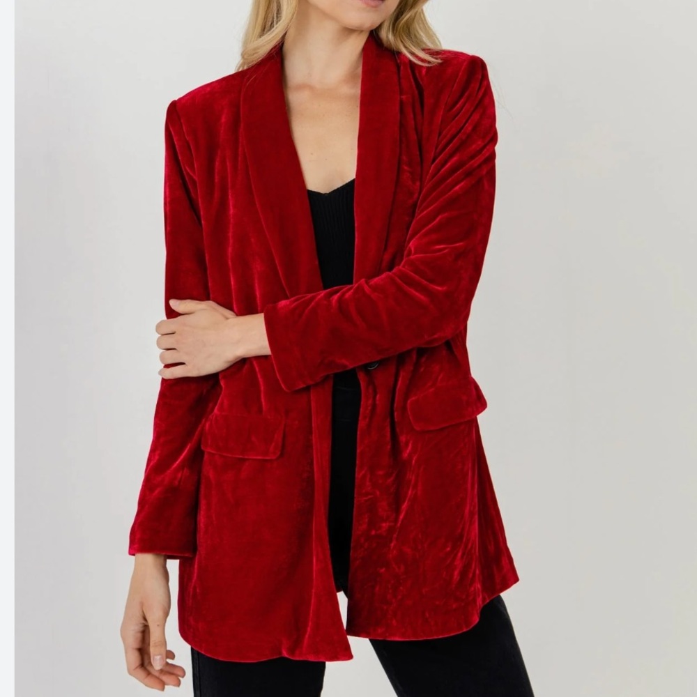 TRENDING COLOR NWT ENDLESS ROSE VELVET Red Blazer size S